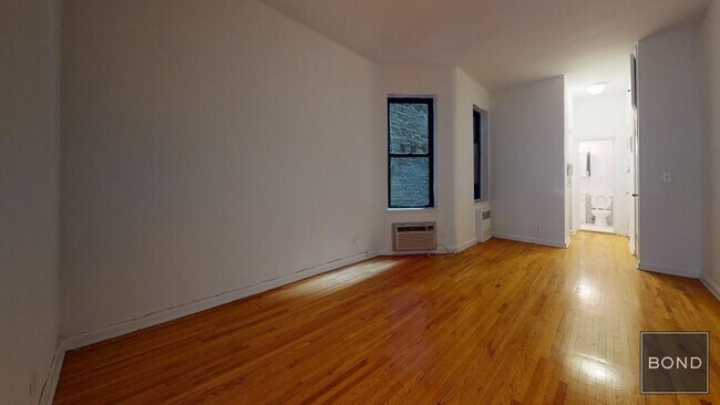 Plano de planta - 350 East 76 Street