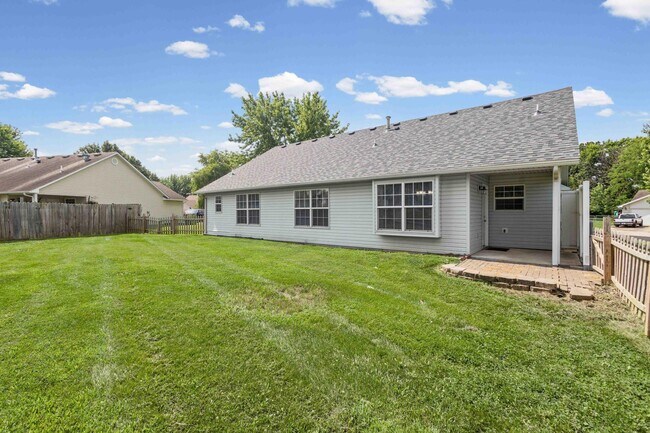 Building Photo - 5703 Candlewood Dr