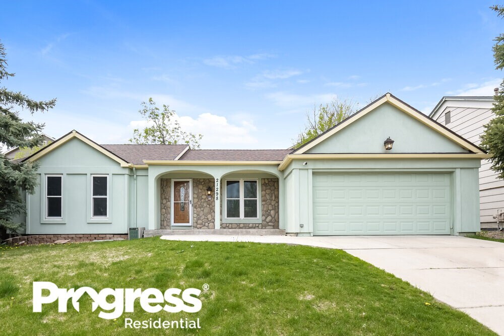 21298 E Aberdeen Pl, Centennial, CO 80015 House Rental in Centennial