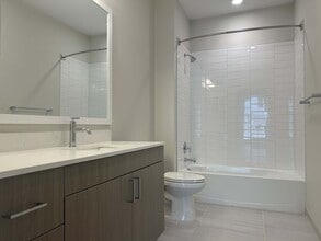Interior Photo - The Rae