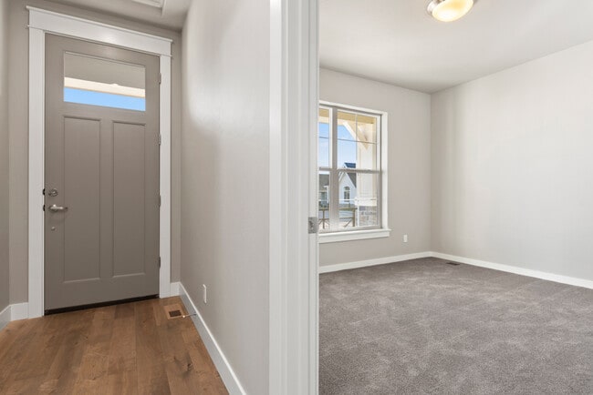 Building Photo - 3480 E Macumbo Ln