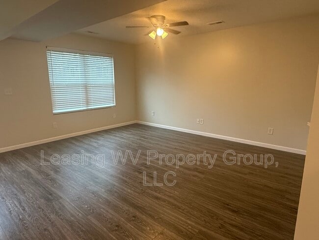 Foto del edificio - 29 Christian Ct