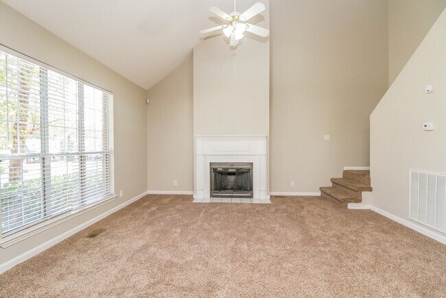 Foto del edificio - 4124 Pleasant Colony Dr