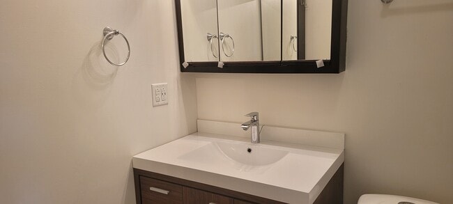 Bathroom - 729 S McKinley Ave