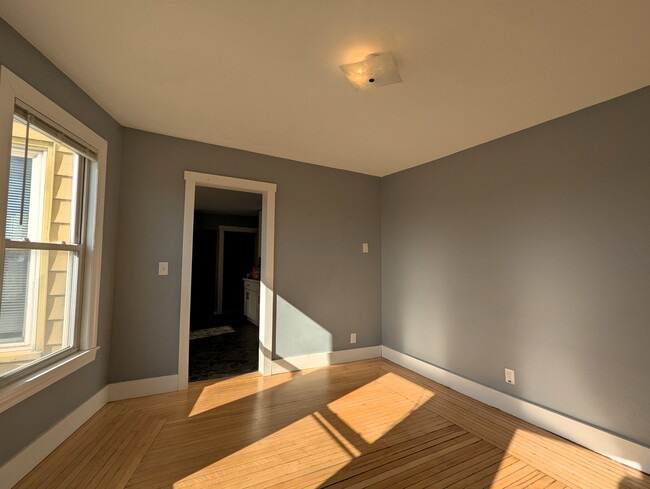 Living Room - 16 Clinton Ave