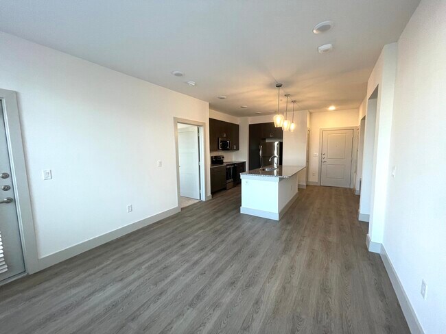 Foto del edificio - 4320 S Legacy Dr