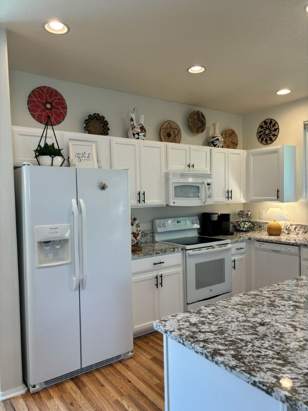 Foto del edificio - 2227 Milton Ln