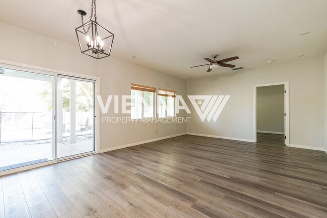 Foto del edificio - 6506 Jackson Dr