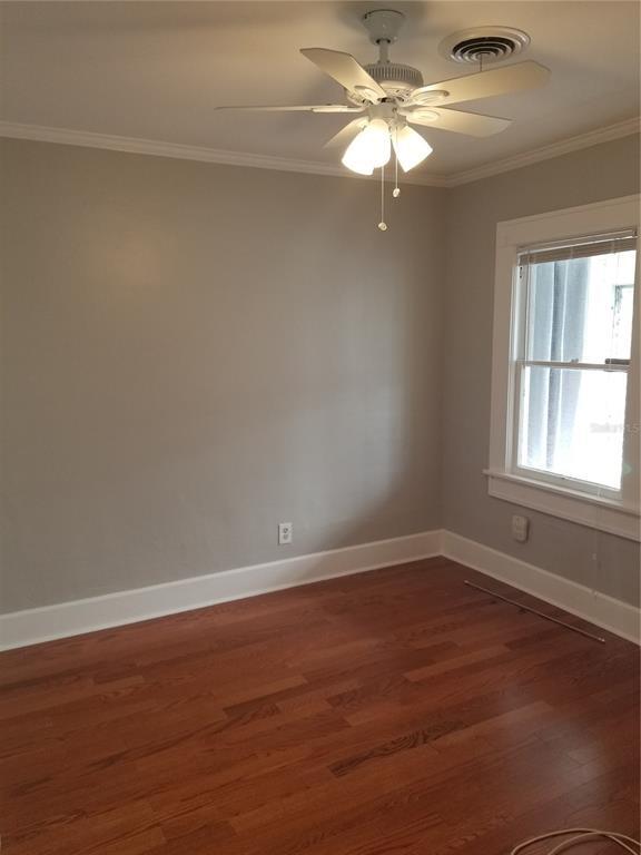 Building Photo - 144 9th Ave NE