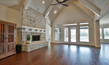 Building Photo - 39 Paloma Bend Pl Building Photo - 39 Paloma Bend Pl