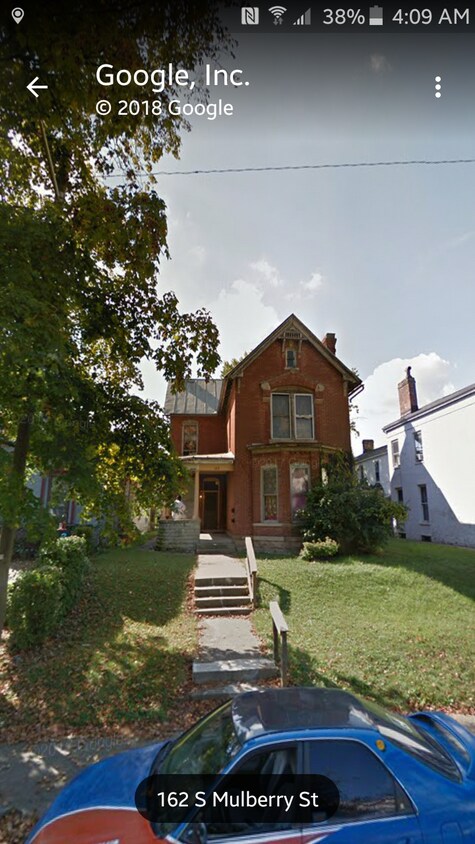 Building Photo - 162 S Mulberry St