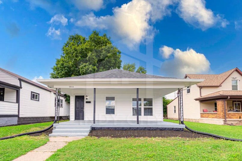 Foto principal - 3844 E 13th St