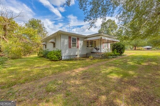 Building Photo - 2731 Ila Rd