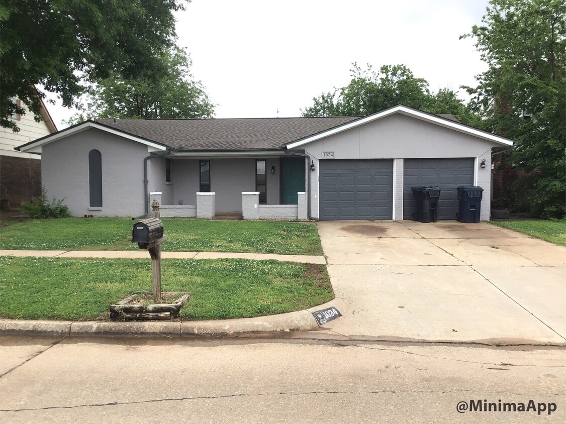 Primary Photo - 1024 SW 94th St