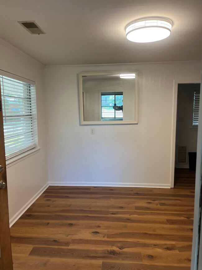 Foto del edificio - 104 Shady Oaks Dr