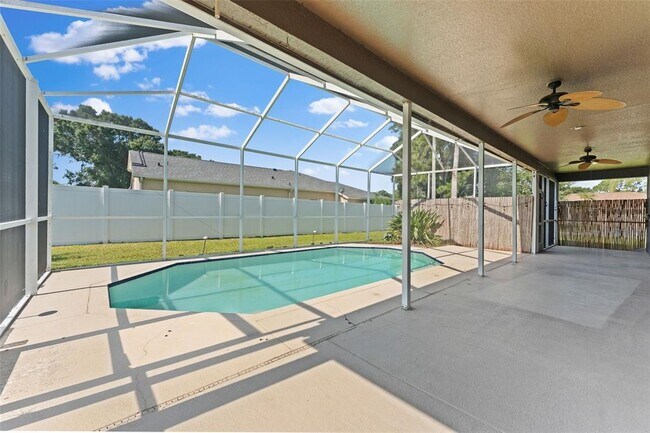 Foto del edificio - 16219 Turnbury Oak Dr