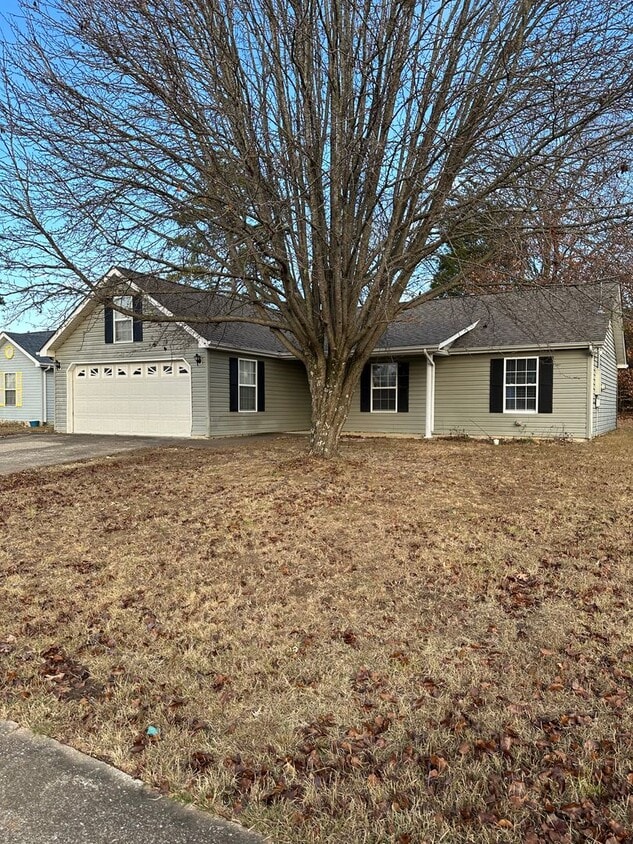Primary Photo - Completely Updated Family Home in Heritage...