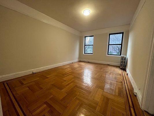 Foto del edificio - 1 bedroom in BRONX NY 10455