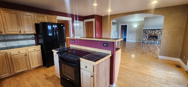 Building Photo - 8105 Alamosa Ln