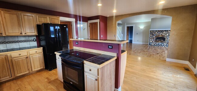 Foto del edificio - 8105 Alamosa Ln