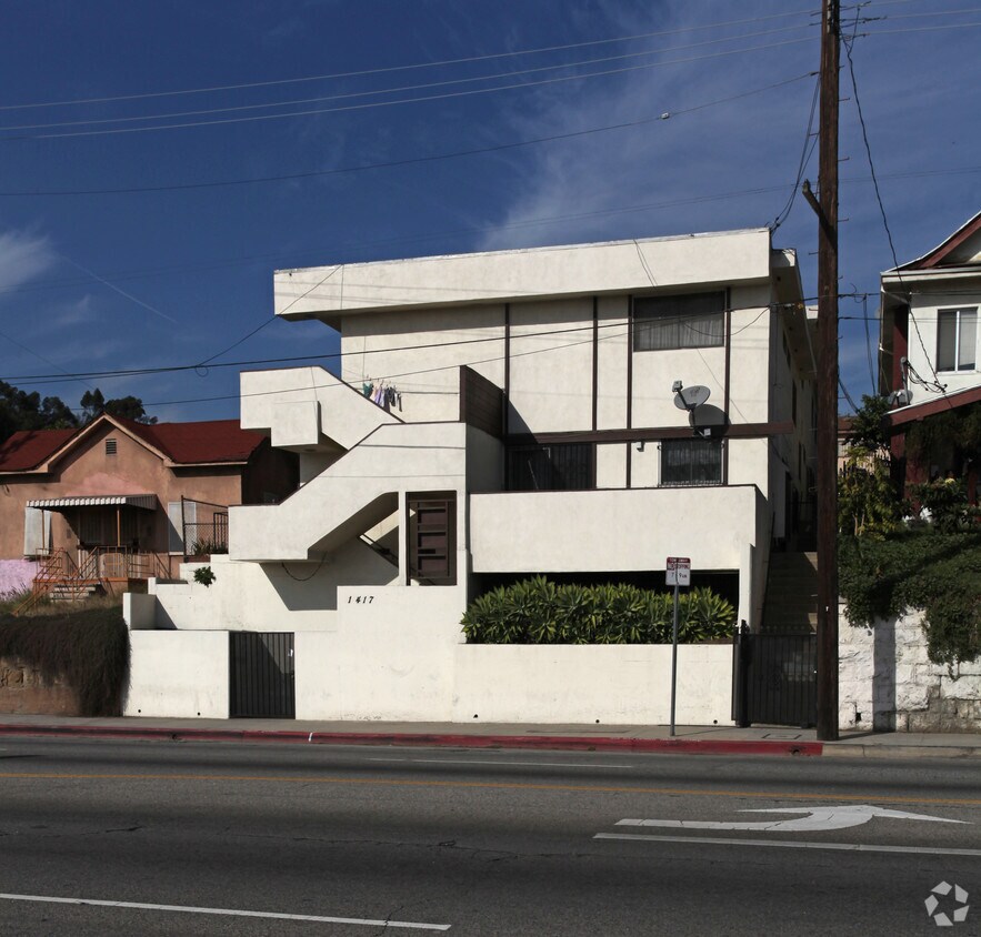 Building Photo - 1417 N Broadway