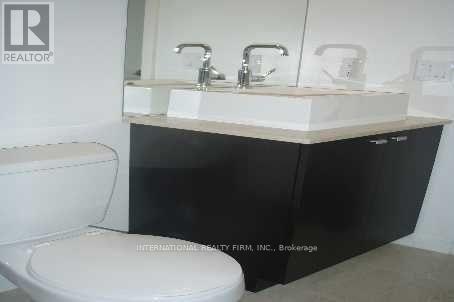 Building Photo - 103 The Queensway