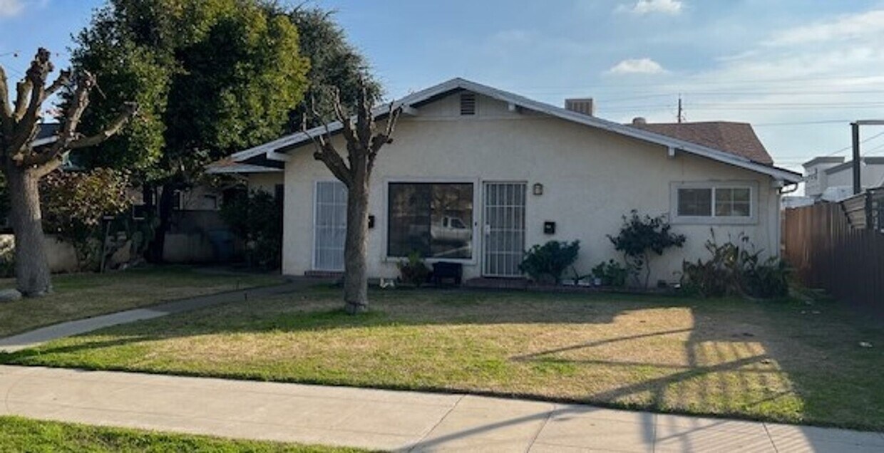 Foto principal - Remolded Home For Rent!