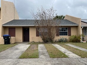 Building Photo - 11014 Knollview Way