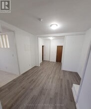 Building Photo - 555 Ritson Rd S