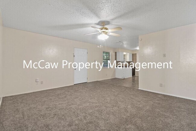 Foto del edificio - 12308 Knight Dr