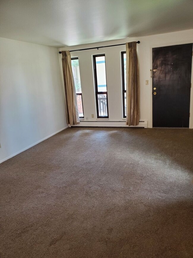One Bedroom Apartment Available for Rent Near Old Town Longmont - One Bedroom Apartment Available for Rent Near Old Town Longmont