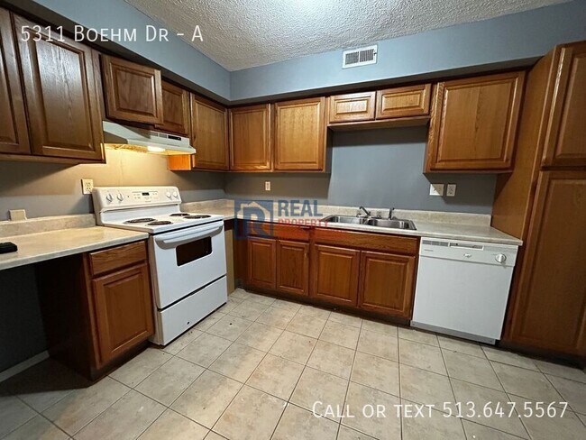 Foto del edificio - 5311 Boehm Dr