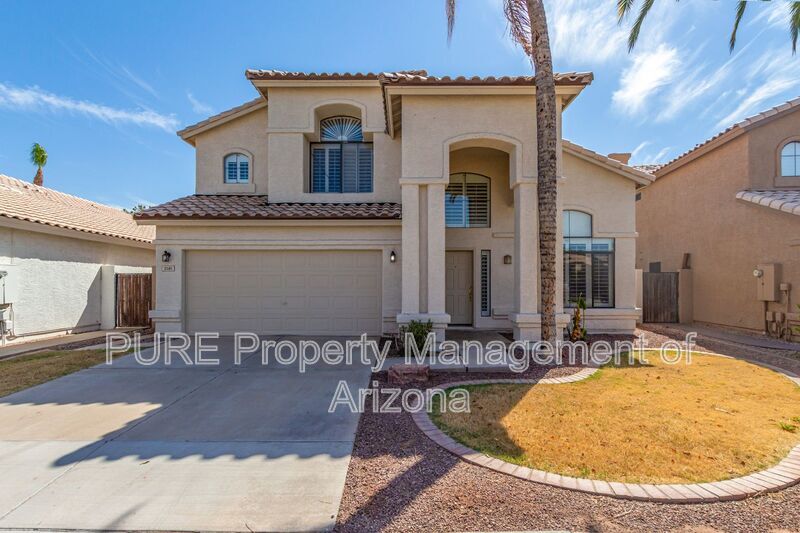 Primary Photo - 2181 W Redwood Dr