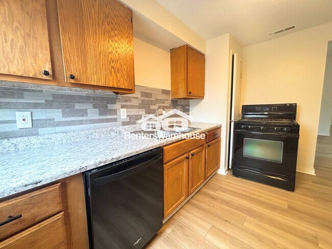 Foto del edificio - 228 1st St