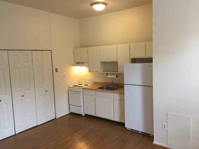 Foto del edificio - 15 E Read St