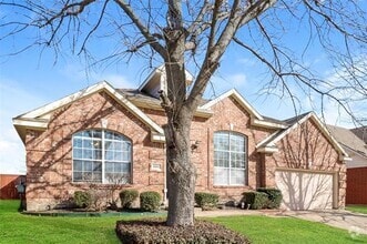 Building Photo - 6503 Fairglen Dr