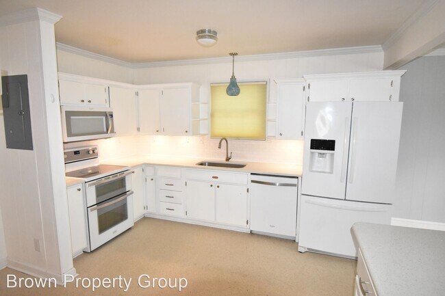 Building Photo - 3 br, 2 bath House - 214 Marshall Rd