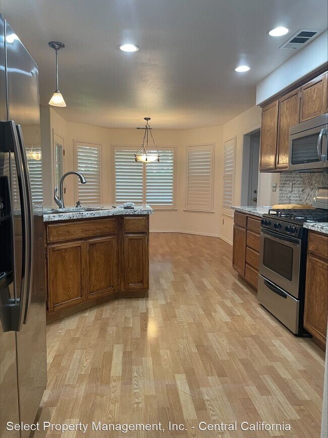 Foto del edificio - 4 br, 2 bath House - 3942 Finch Court