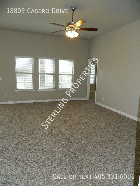 Building Photo - 18809 Casero Dr