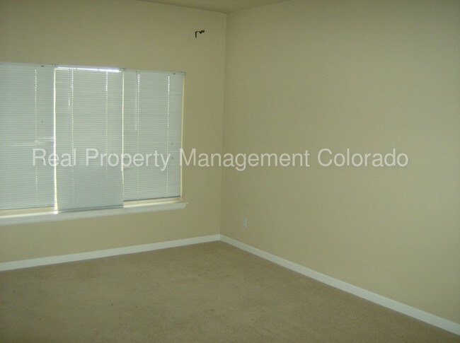 Building Photo - 16600 Las Ramblas Ln