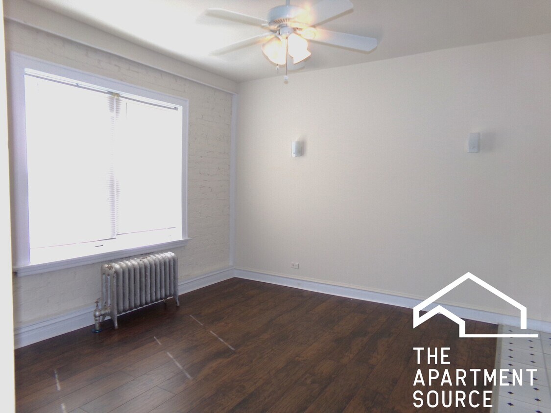 Foto del edificio - 6916 N Lakewood Ave