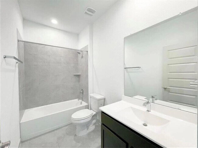 Building Photo - 28907 River Path