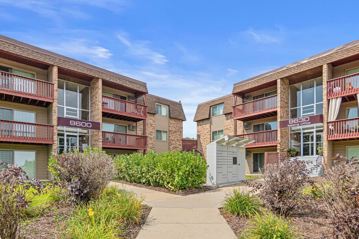 Foto principal - Plymouth Pointe