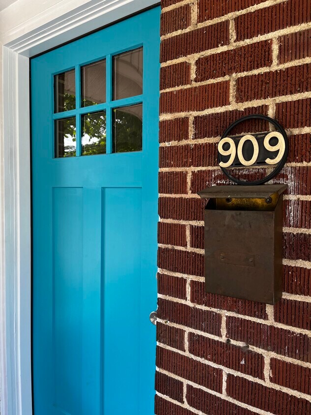 909 E Mulberry St, Goldsboro, NC 27530 House for Rent in Goldsboro