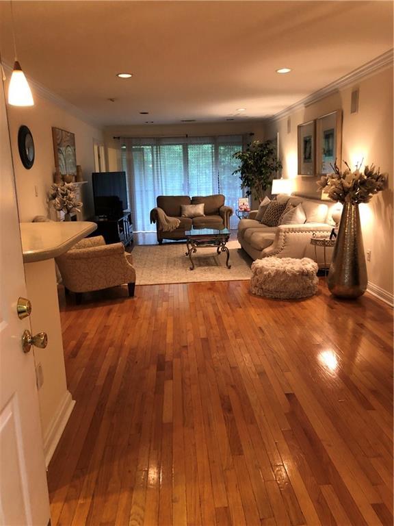 Foto del edificio - 4209 Pine Heights Dr NE
