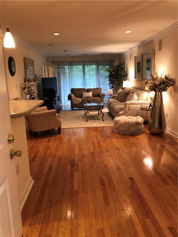 Building Photo - 4209 Pine Heights Dr NE
