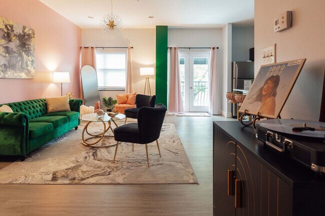 Foto del edificio - 202 E Main St