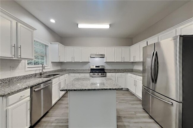 Foto del edificio - 1245 Cedar Oak Ln