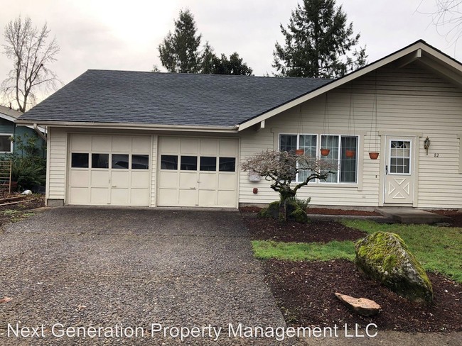 Building Photo - 3 br, 2 bath House - 82 Bradford Ct.