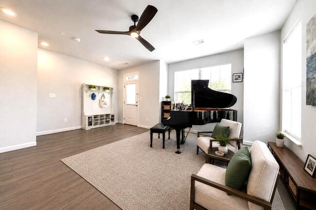 Building Photo - 12544 Ovation Dr